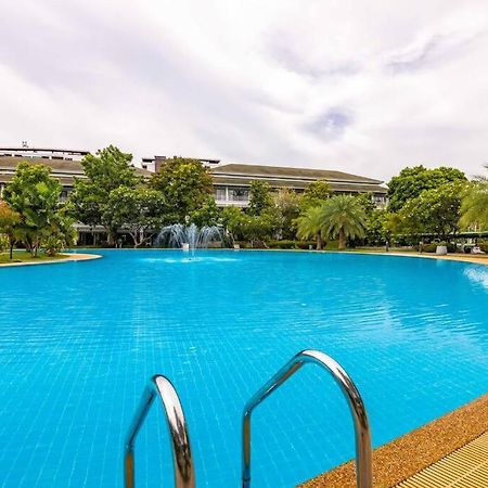 4 Bedroom Townhouse In Great Location! Hua Hin Exterior photo