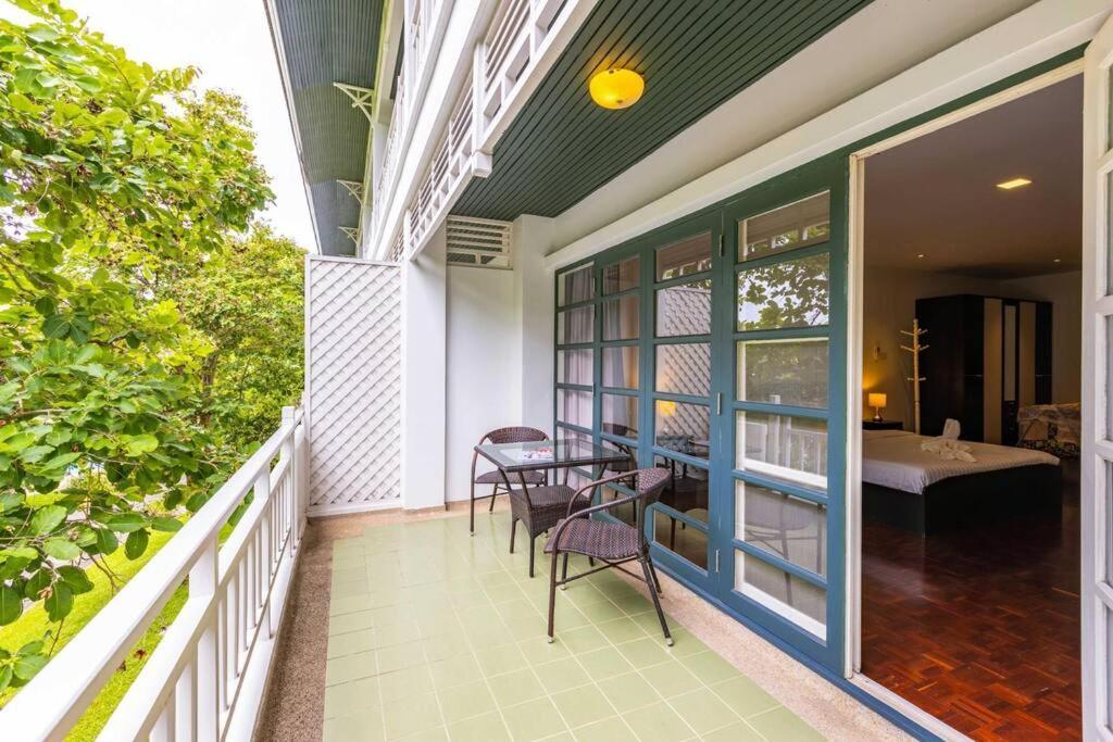 4 Bedroom Townhouse In Great Location! Hua Hin Exterior photo