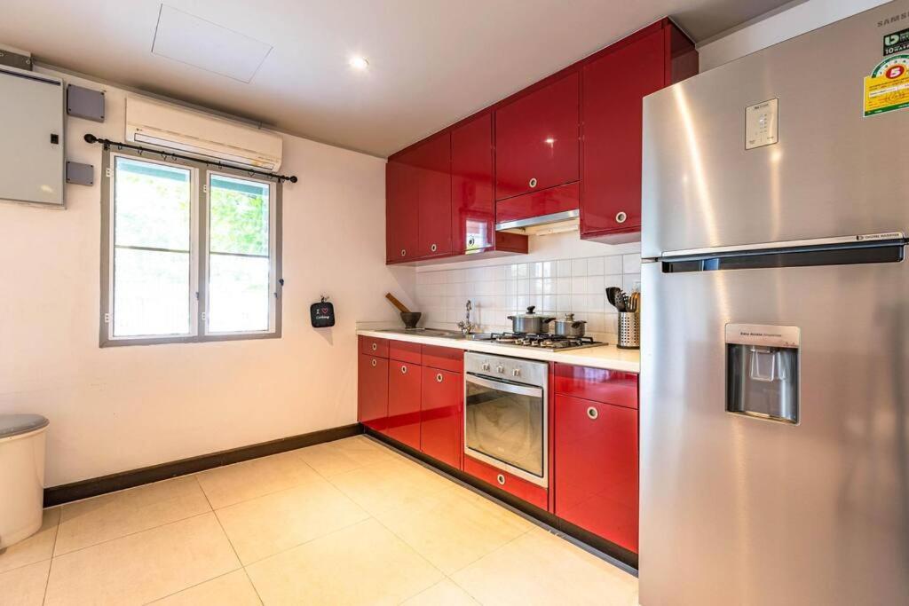 4 Bedroom Townhouse In Great Location! Hua Hin Exterior photo